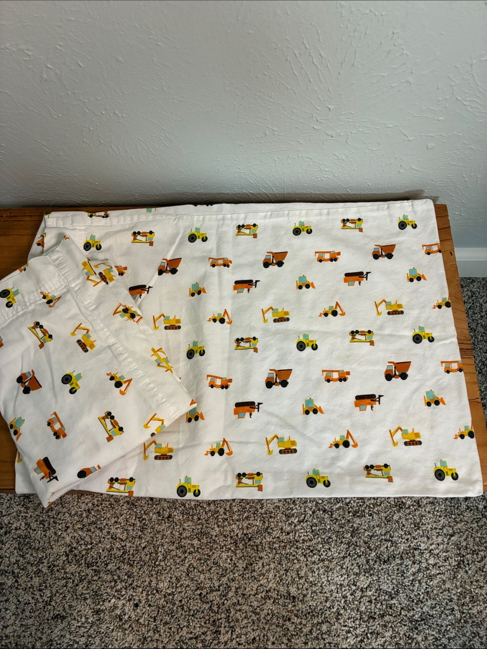 Toddler Pillow Set with Pillowcases - Picture 8 of 16
